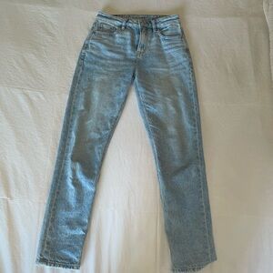 American Eagle Straight Jeans